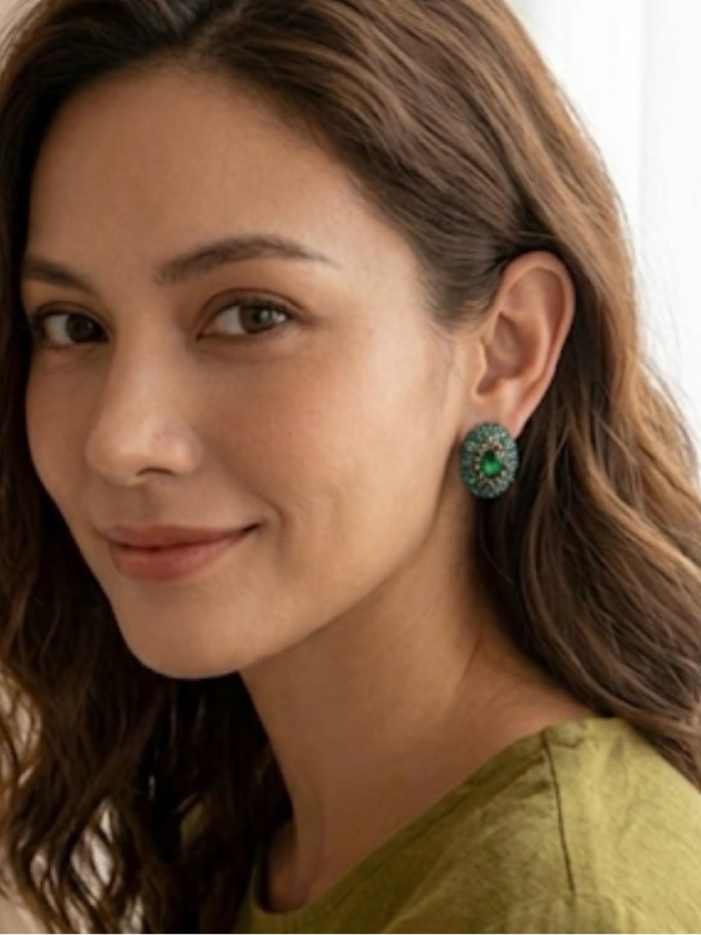 Vintage-Style Emerald Green & Teal Crystal Oval Dome Stud Earrings